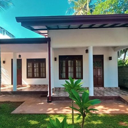 S & D Resort Anuradhapura Exterior foto
